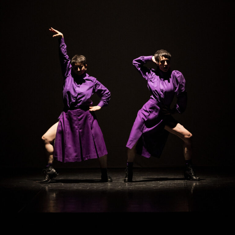 due attrici in scena