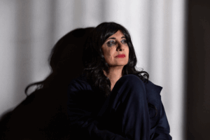 l'attrice protagonista in scena